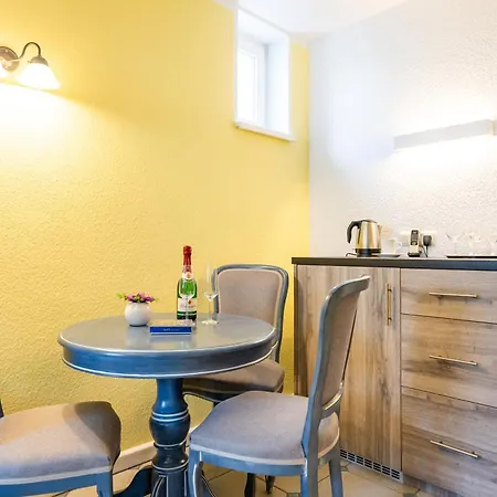 Hotel Garni Getreuer Eckart 3*