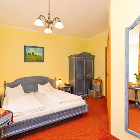 Garni Getreuer Eckart Hotel
