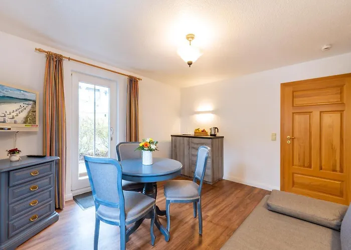 Garni Getreuer Eckart מלון 3*