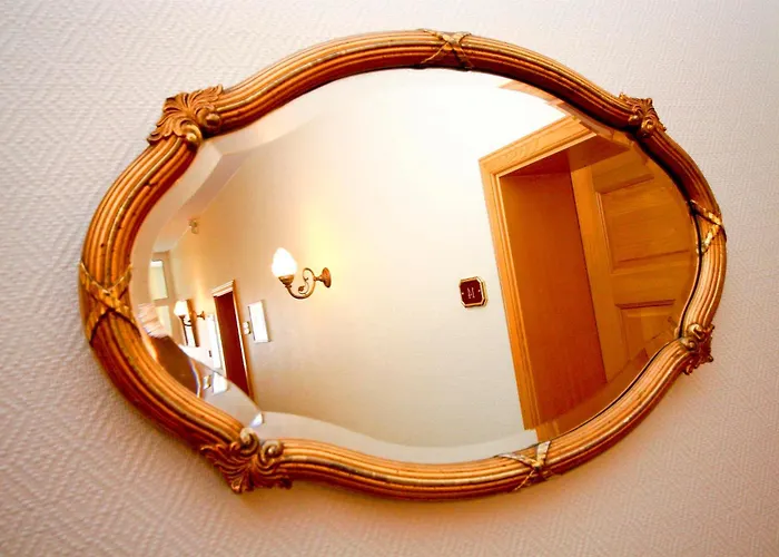 Hotel Garni Getreuer Eckart 3*