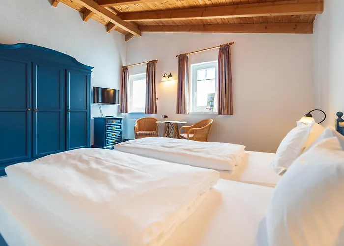 Hotel Garni Getreuer Eckart 3*