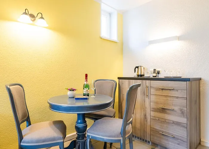 Hotel Garni Getreuer Eckart 3*