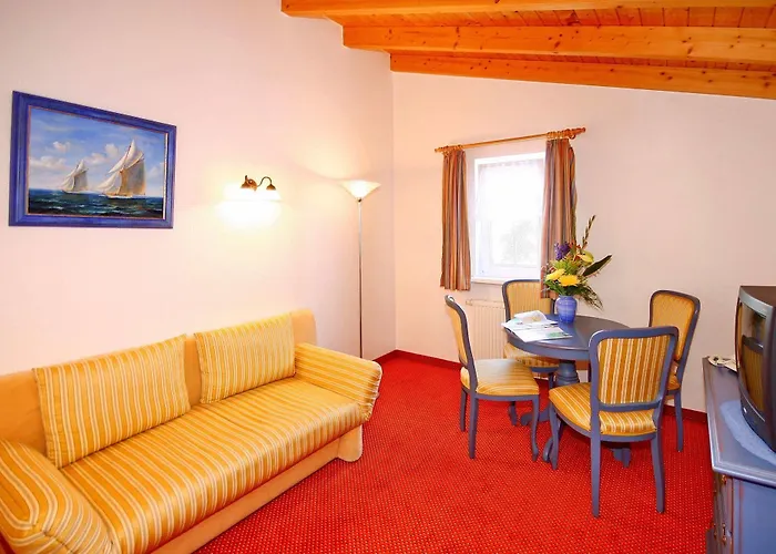 Garni Getreuer Eckart Hotel 3*